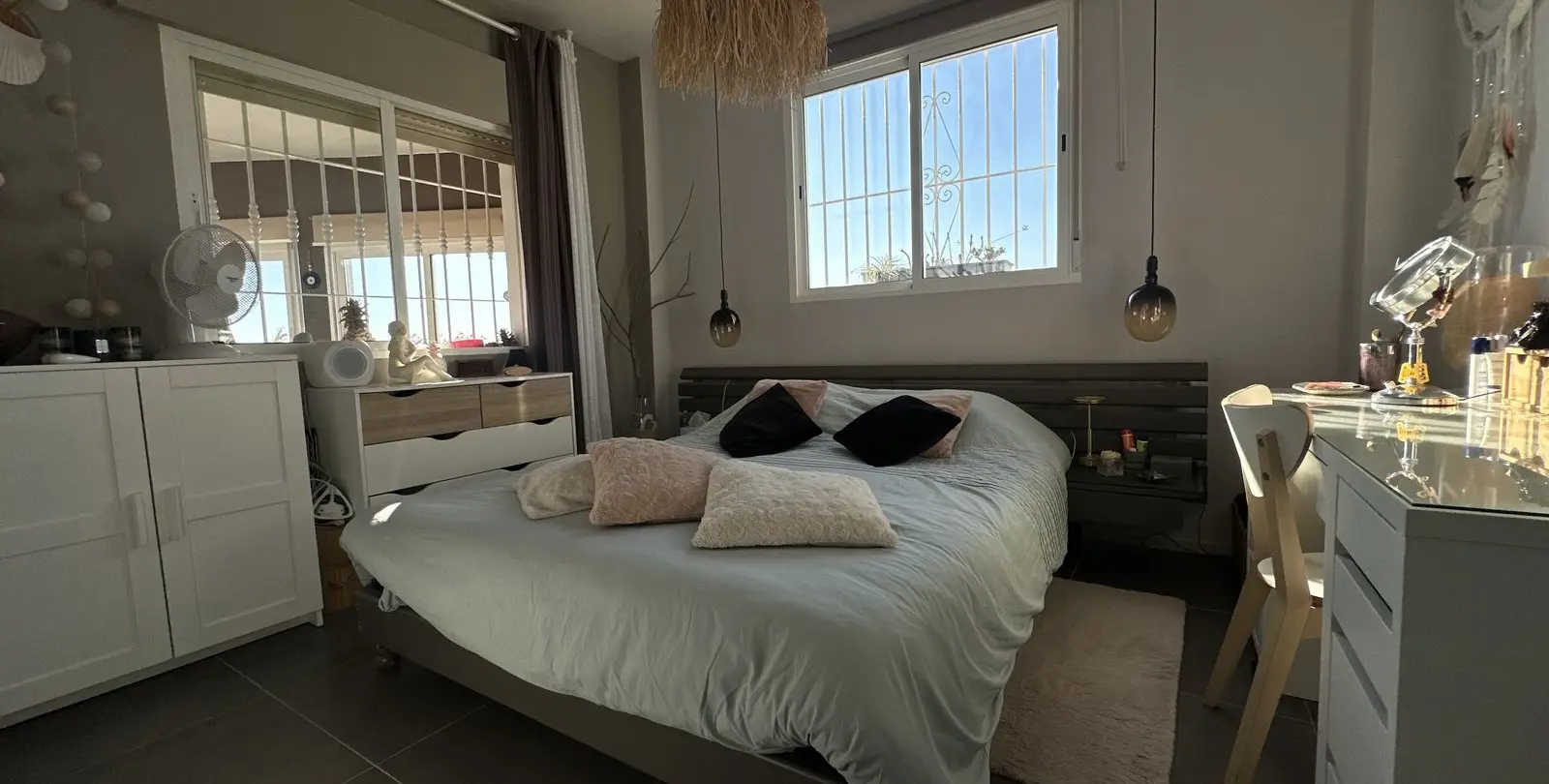 Sale of detached villa in Rincón de la Victoria 24