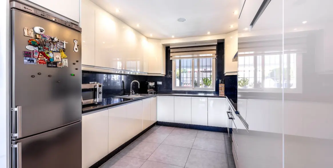 Продажа  отдельно стоящей виллы в Alhaurín el Grande 20