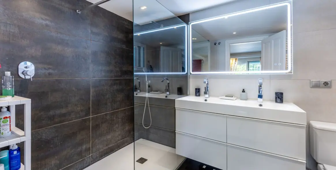 Sale of detached villa in Alhaurín el Grande 36