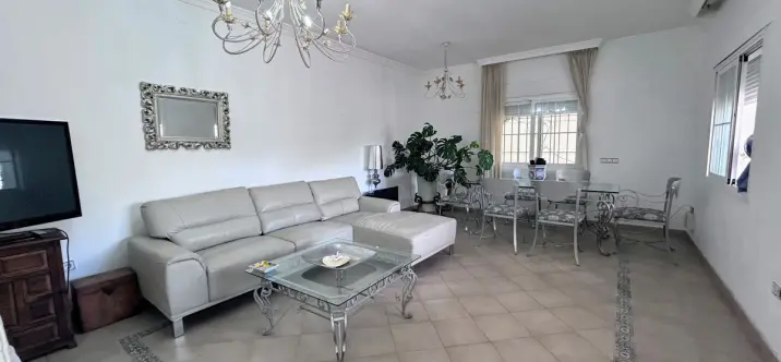 Oтдельно стоящая вилла R5169106 3