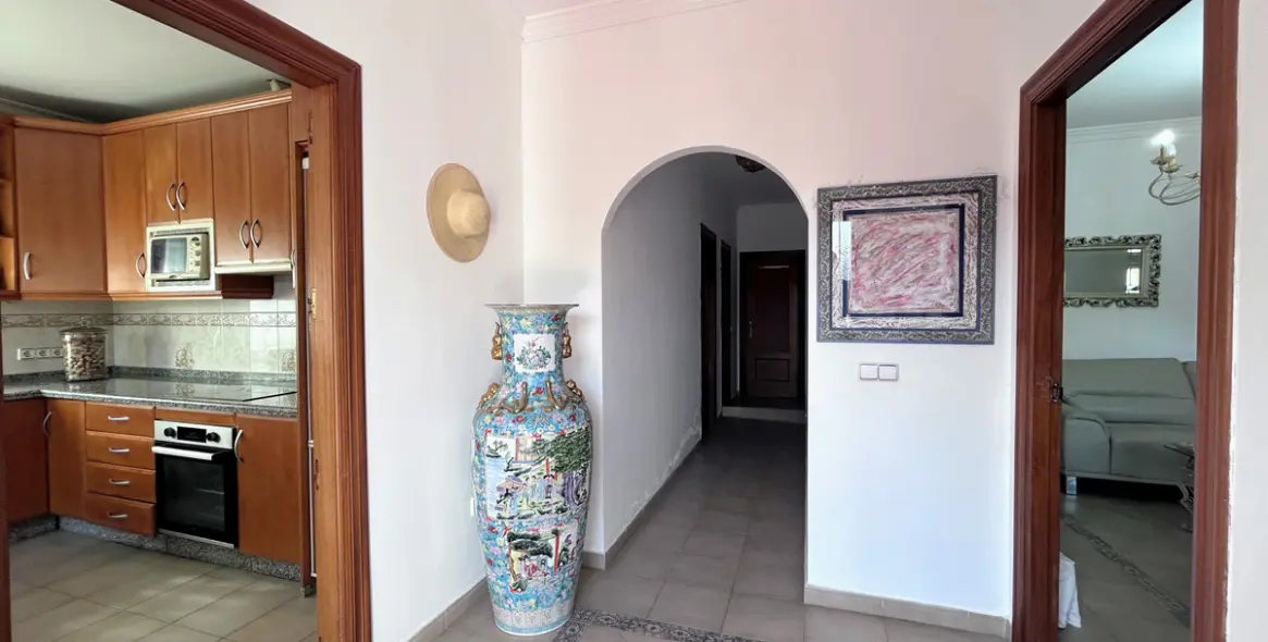 Продажа  отдельно стоящей виллы в San Pedro de Alcántara (район San Pedro de Alcántara) 10