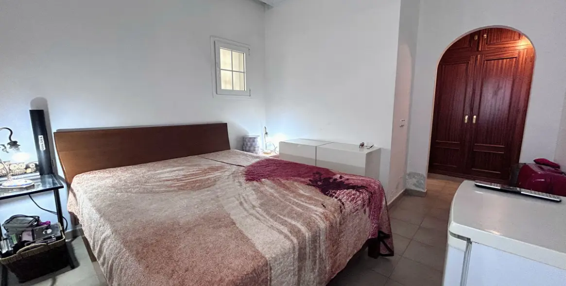 Продажа  отдельно стоящей виллы в San Pedro de Alcántara (район San Pedro de Alcántara) 14