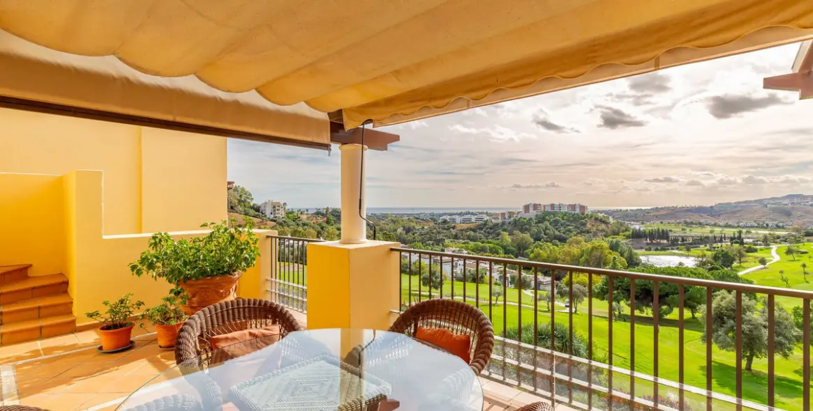 Sale of penthouse duplex in Los Arqueros 1