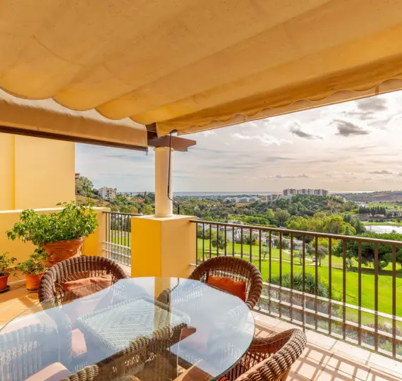 Sale of penthouse duplex in Los Arqueros