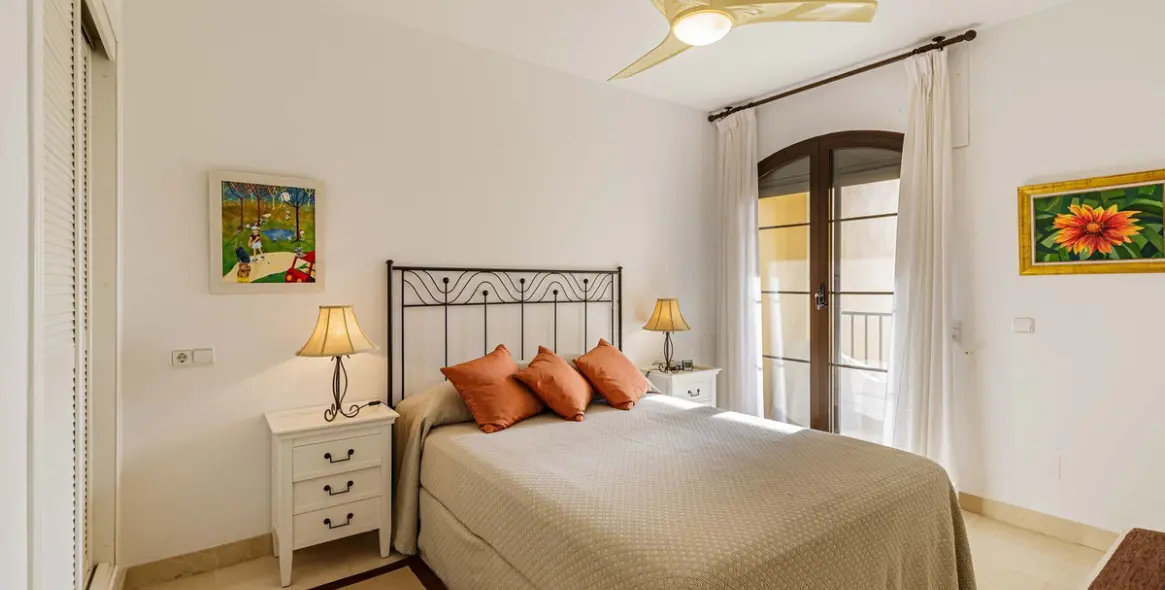 Sale of penthouse duplex in Los Arqueros 14