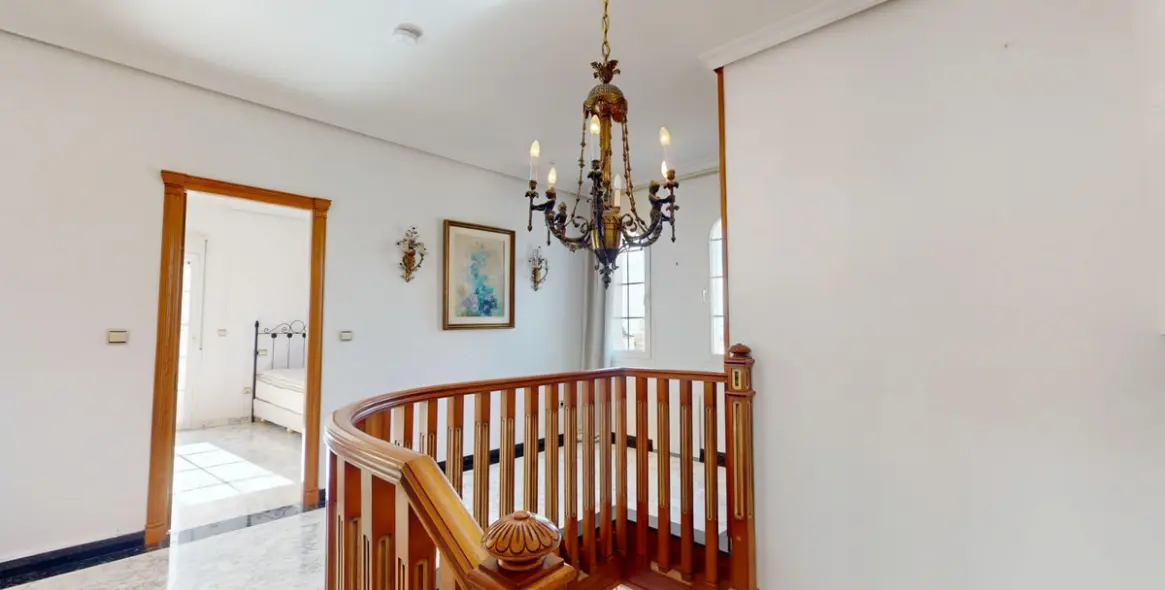 Sale of detached villa in Caleta de Vélez 26