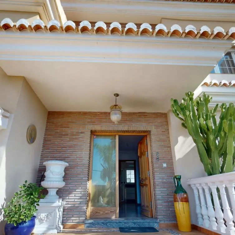 Sale of detached villa in Caleta de Vélez