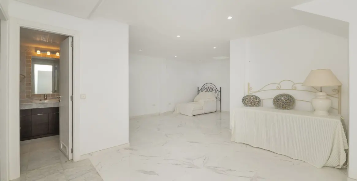 Продажа таунхауса в Bahía de Marbella 12