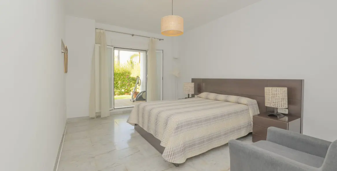 Продажа таунхауса в Bahía de Marbella 14