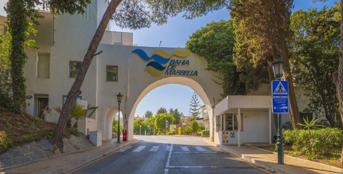 Sale of townhouse in Bahía de Marbella 30