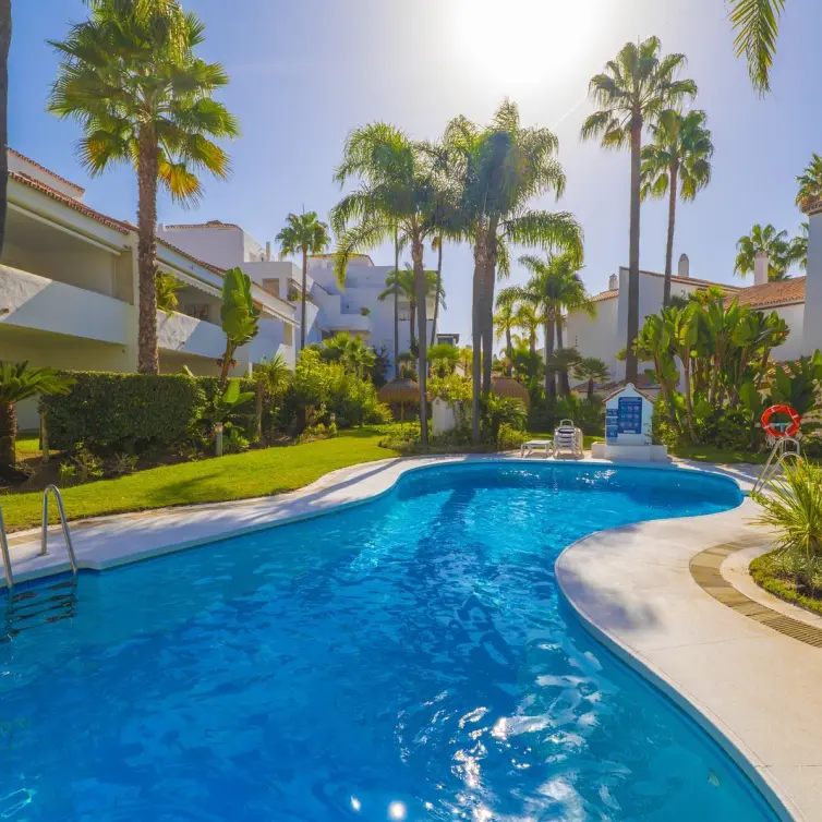 Sale of townhouse in Bahía de Marbella