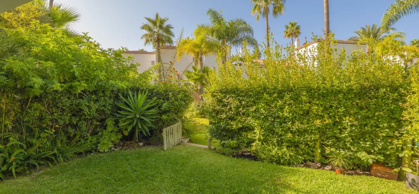 Sale of townhouse in Bahía de Marbella 4