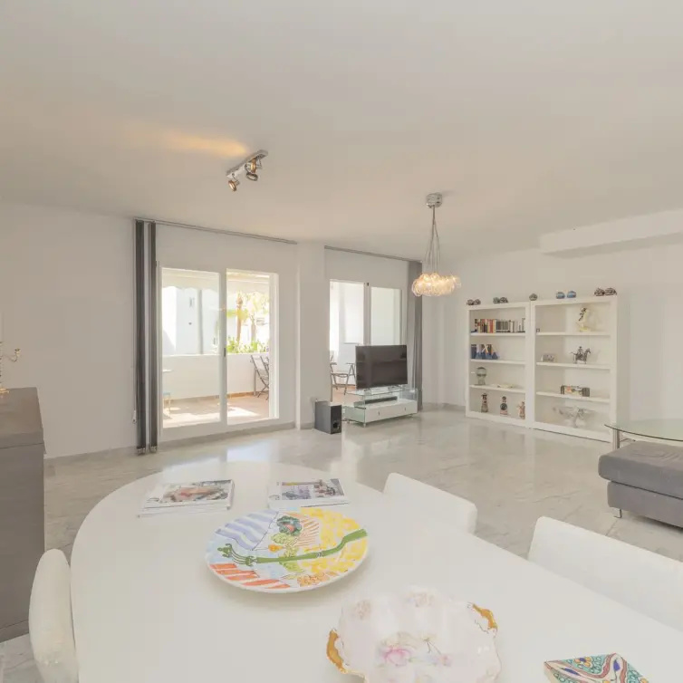 Sale of townhouse in Bahía de Marbella