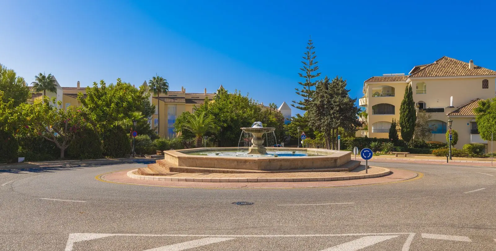 Venta de adosado en Bahía de Marbella 36