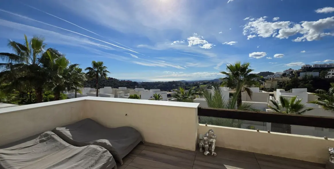 Продажа апартаментов на среднем этаже в Benahavís 15