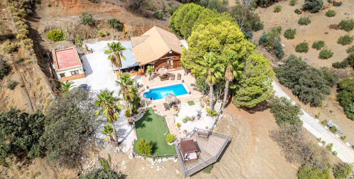 Sale of finca - cortijo in Alhaurín el Grande 1