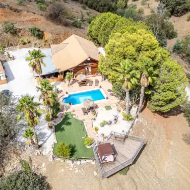 Sale of finca - cortijo in Alhaurín el Grande