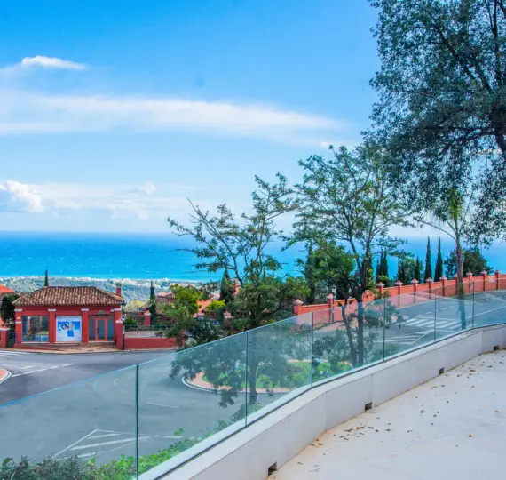 Venta de apartamento en planta media en La Mairena