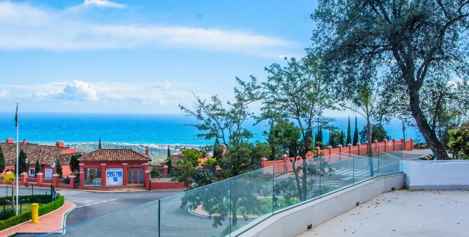Venta de apartamento en planta media en La Mairena 1