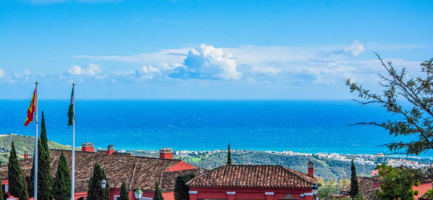 Venta de apartamento en planta media en La Mairena 2