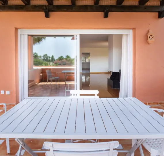 Venta de ático en Guadalmina Baja