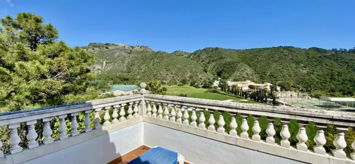 Oтдельно стоящая вилла R4677088 3