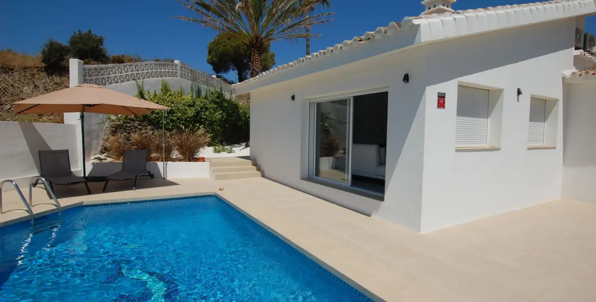 Продажа  отдельно стоящей виллы в Cerros del Aguila 5