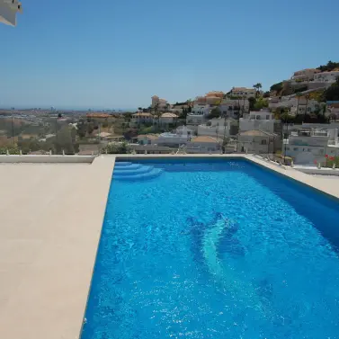 Продажа  отдельно стоящей виллы в Cerros del Aguila