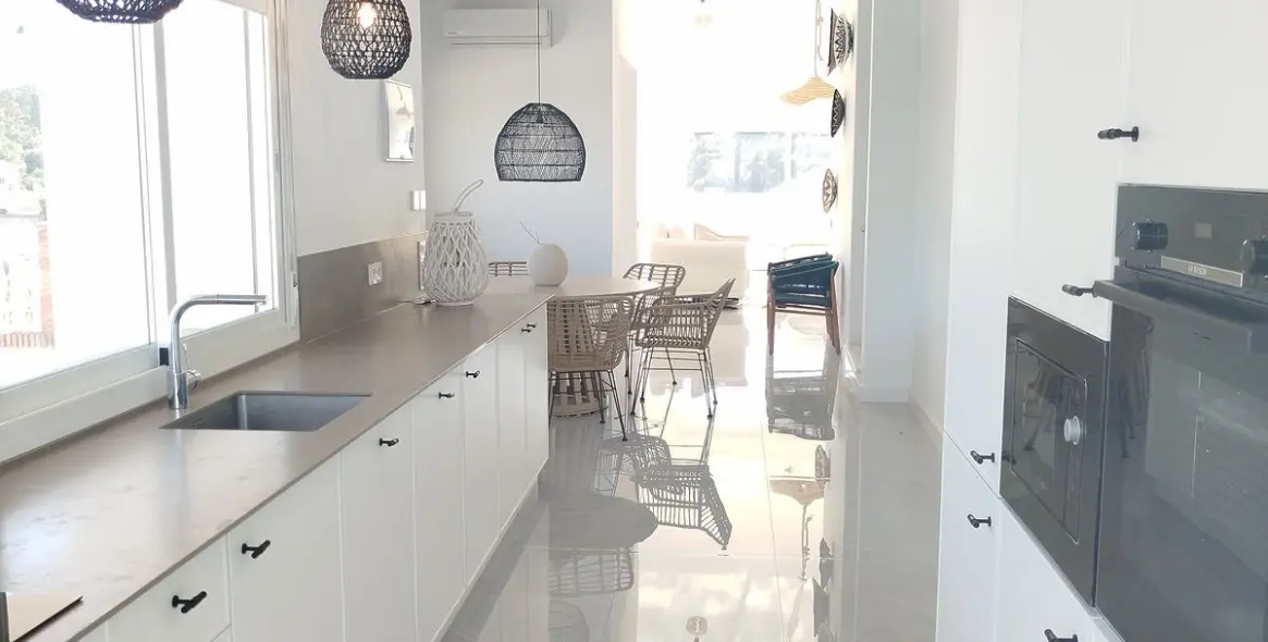 Sale of detached villa in Cerros del Aguila 24