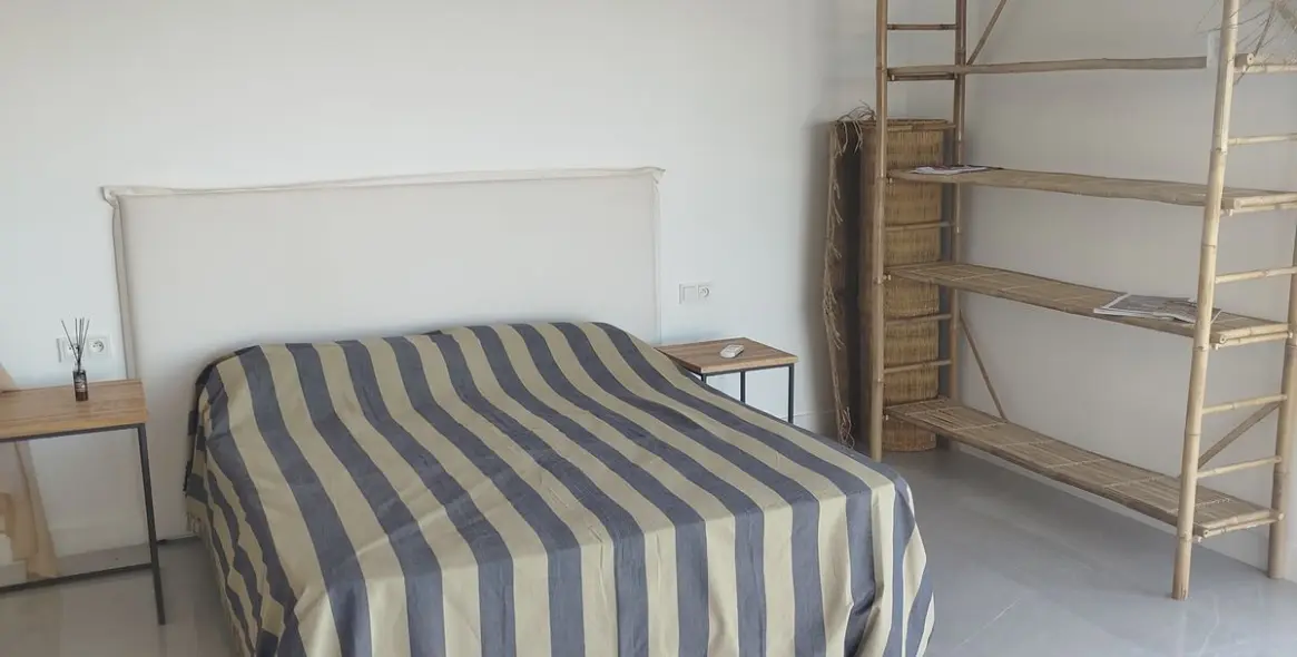 Sale of detached villa in Cerros del Aguila 43