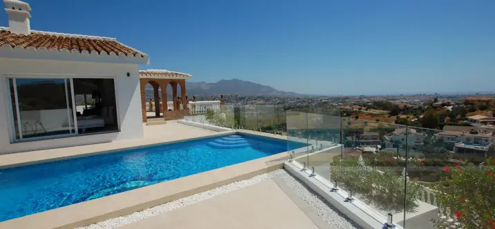 Venta de villa independiente en Cerros del Aguila 0