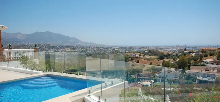 Venta de villa independiente en Cerros del Aguila 4