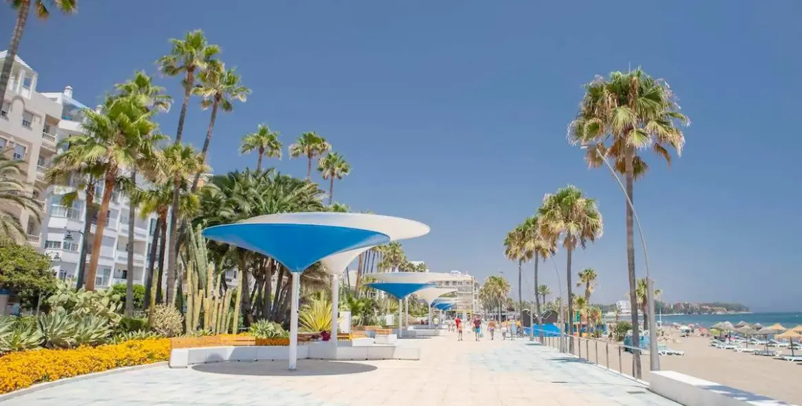 Продажа апартаментов на среднем этаже в Estepona 28