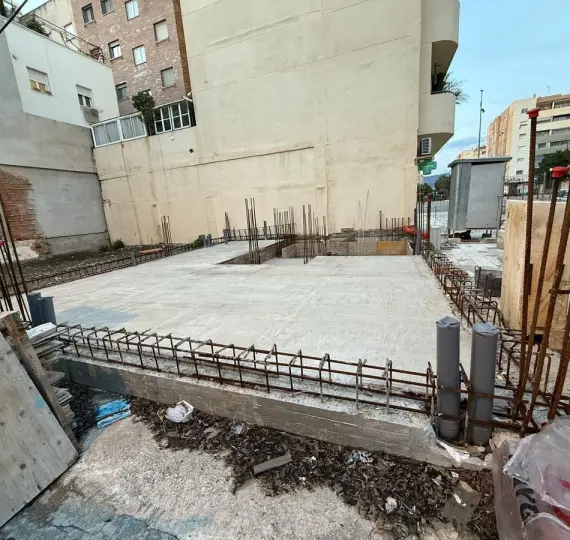 Residential plot R4988893