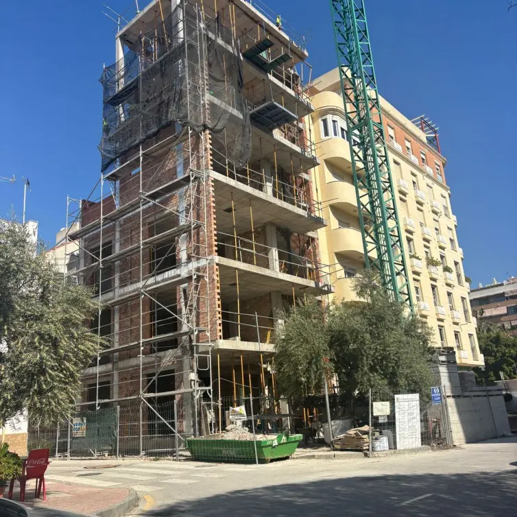 Sale of apartment complex in Málaga