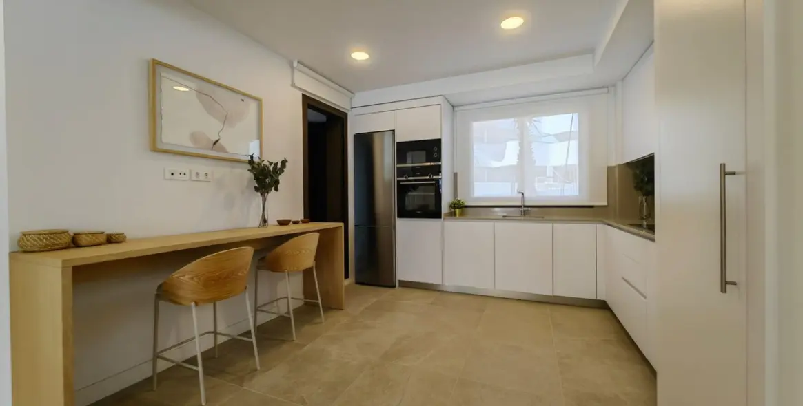 Продажа апартаментов на первом этаже в Estepona 9