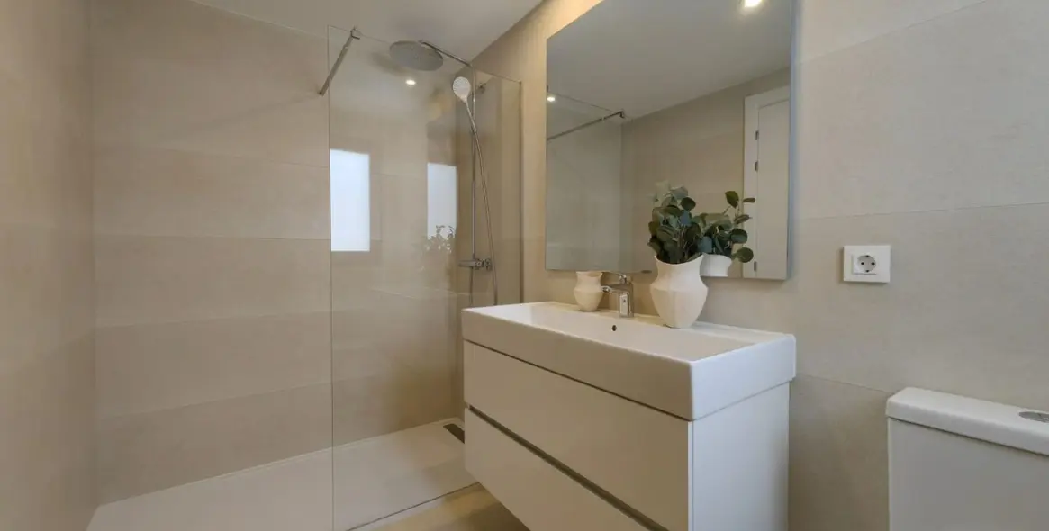 Продажа апартаментов на первом этаже в Estepona 15