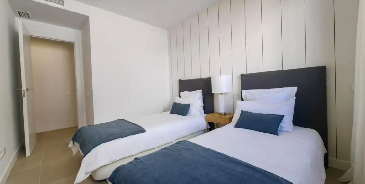 Продажа апартаментов на первом этаже в Estepona 16