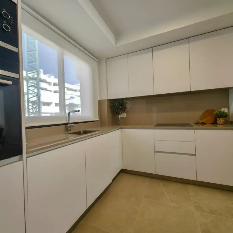 Sale of ground floor apartment in Estepona