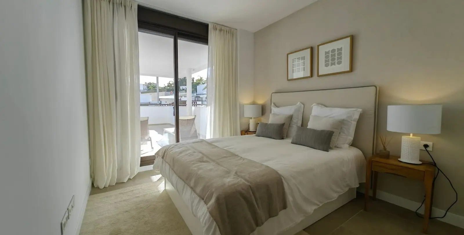 Продажа апартаментов на первом этаже в Estepona 4