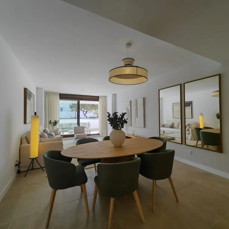 Sale of ground floor apartment in Estepona