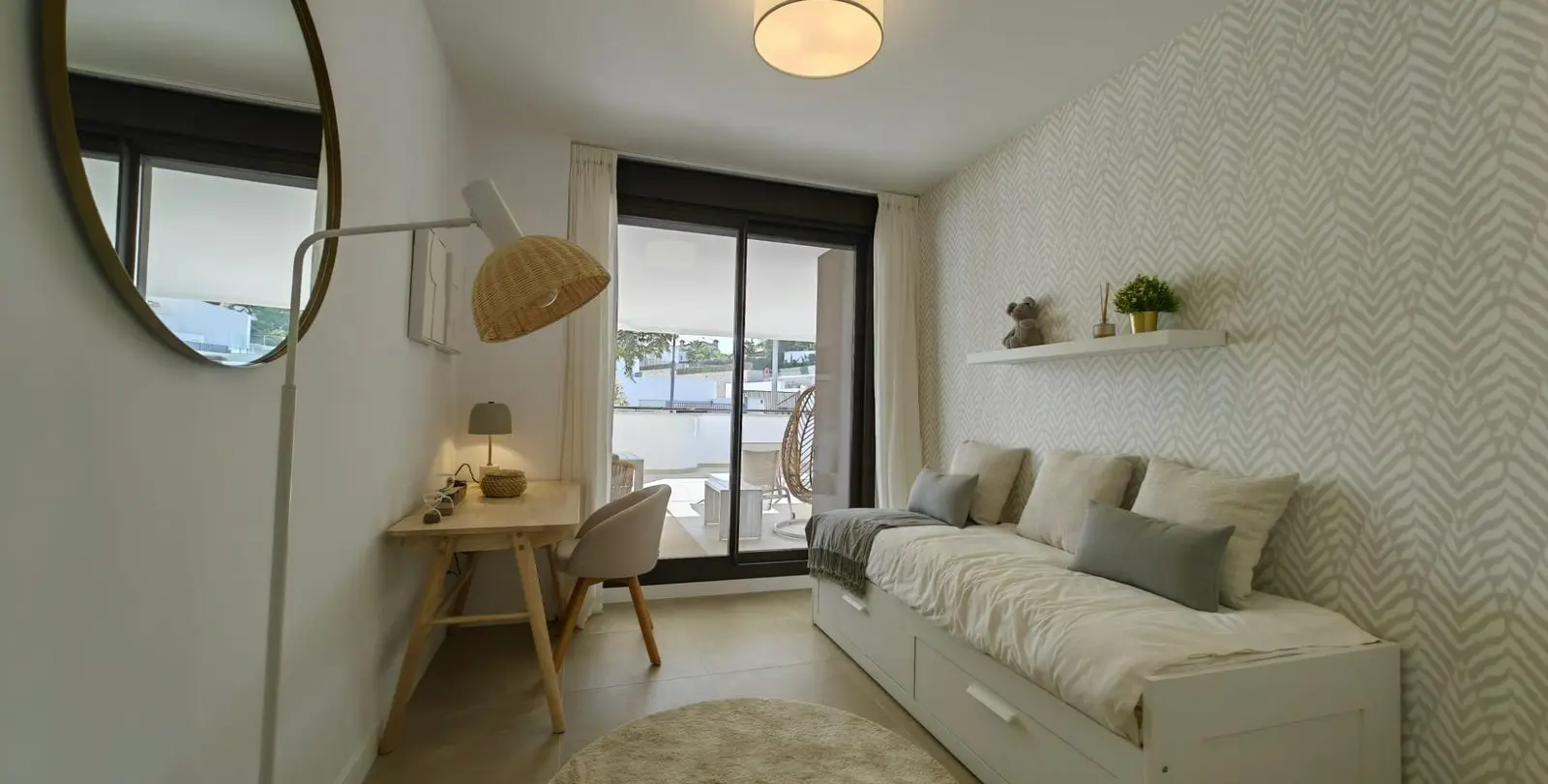 Продажа апартаментов на первом этаже в Estepona 19