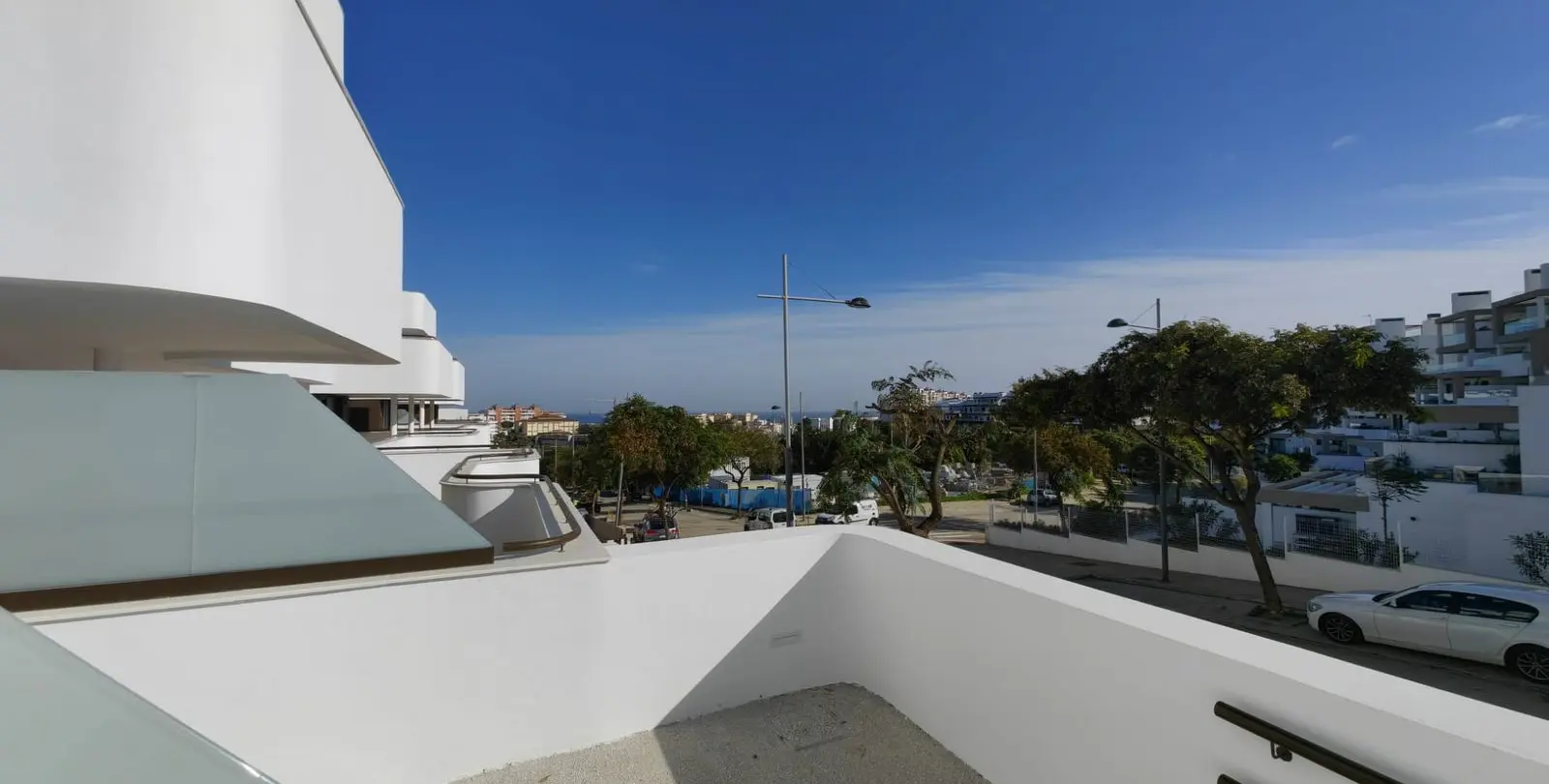 Продажа апартаментов на первом этаже в Estepona 24