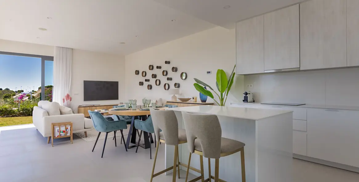 Продажа дома на две семьи в Casares Playa 3