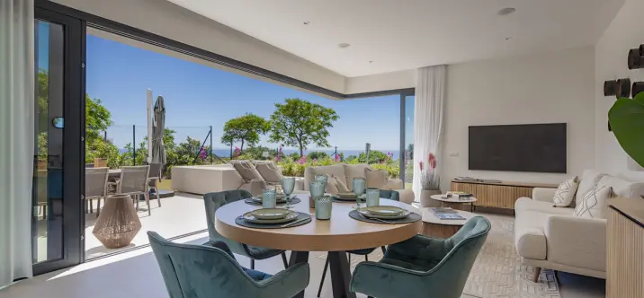 Продажа дома на две семьи в Casares Playa 4