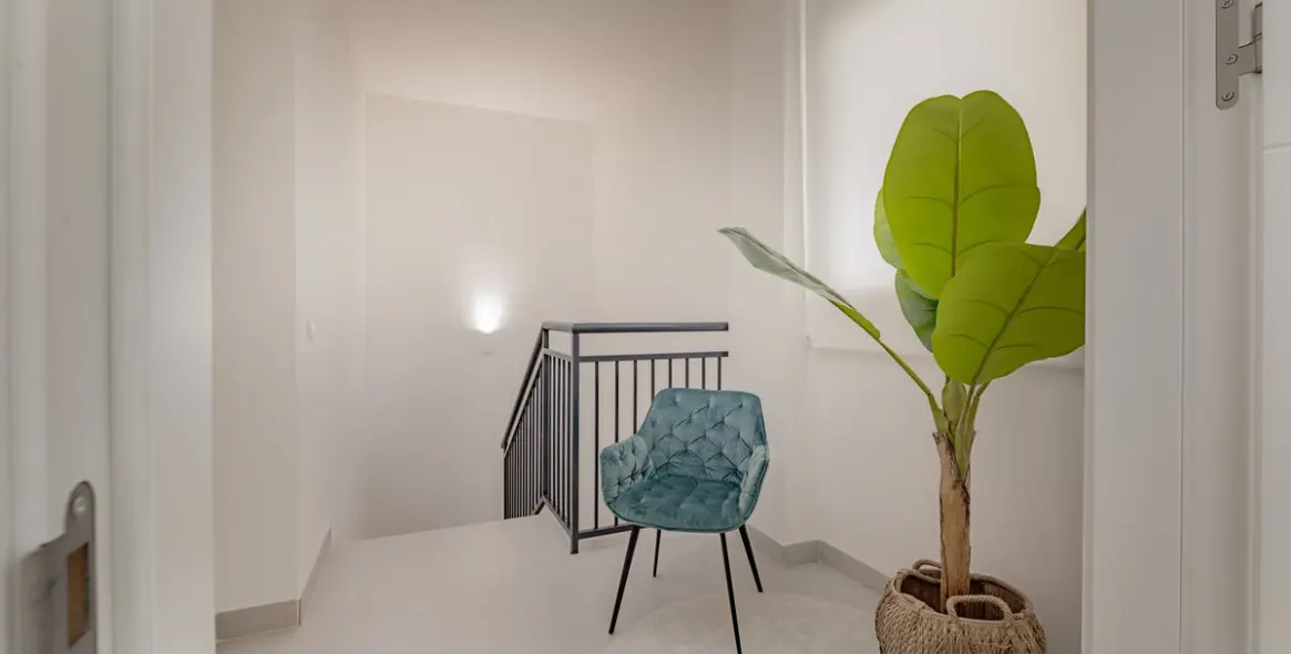 Продажа дома на две семьи в Casares Playa 17