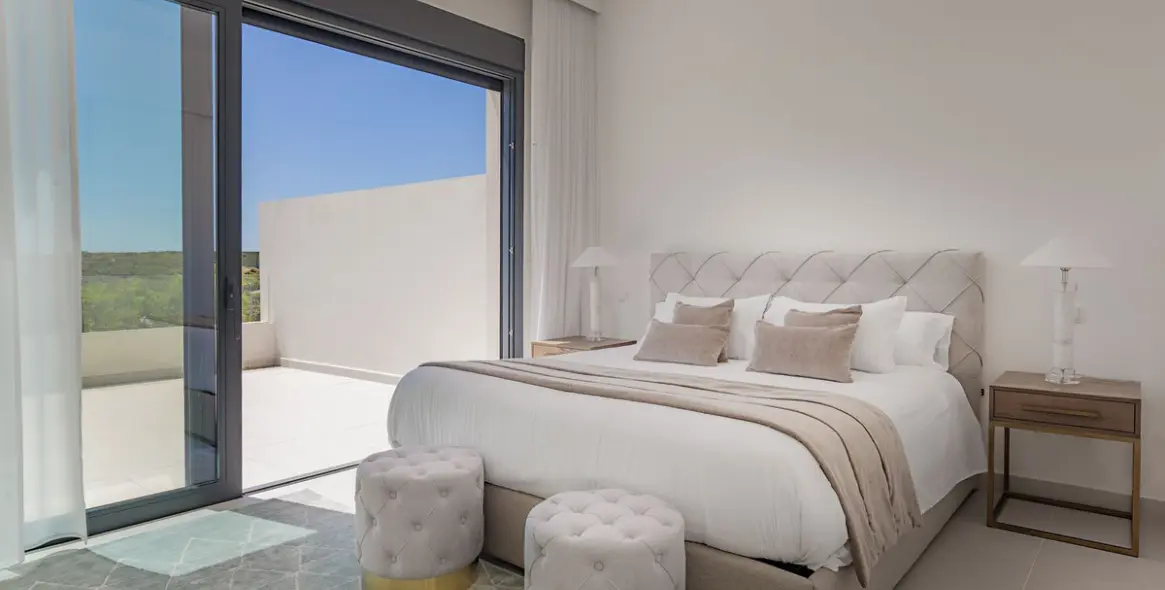 Продажа дома на две семьи в Casares Playa 20