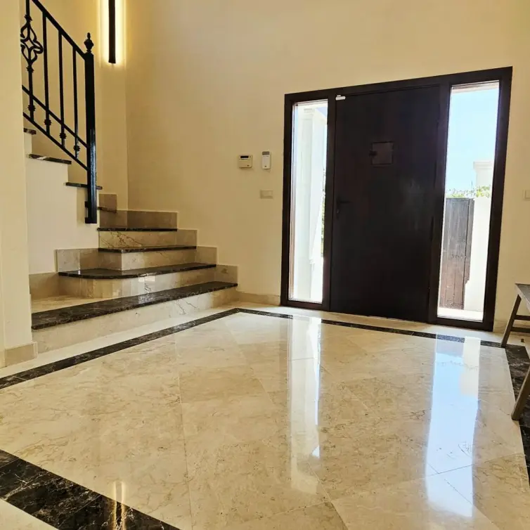 Venta de villa independiente en Estepona