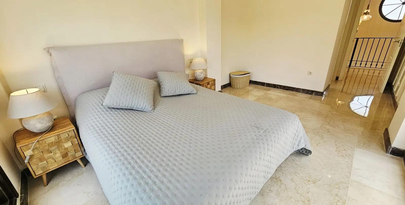 Sale of detached villa in Estepona 22