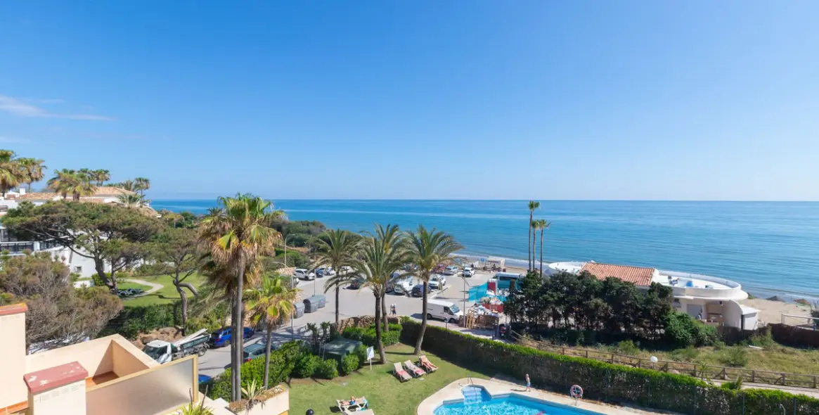 Продажа пентхауса в Elviria 1